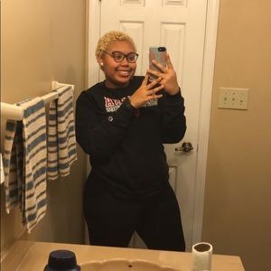 Meet your Posher, Olivia